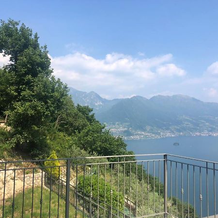 La Villetta In Residence Con Piscina E Vista Lago Parzanica Εξωτερικό φωτογραφία
