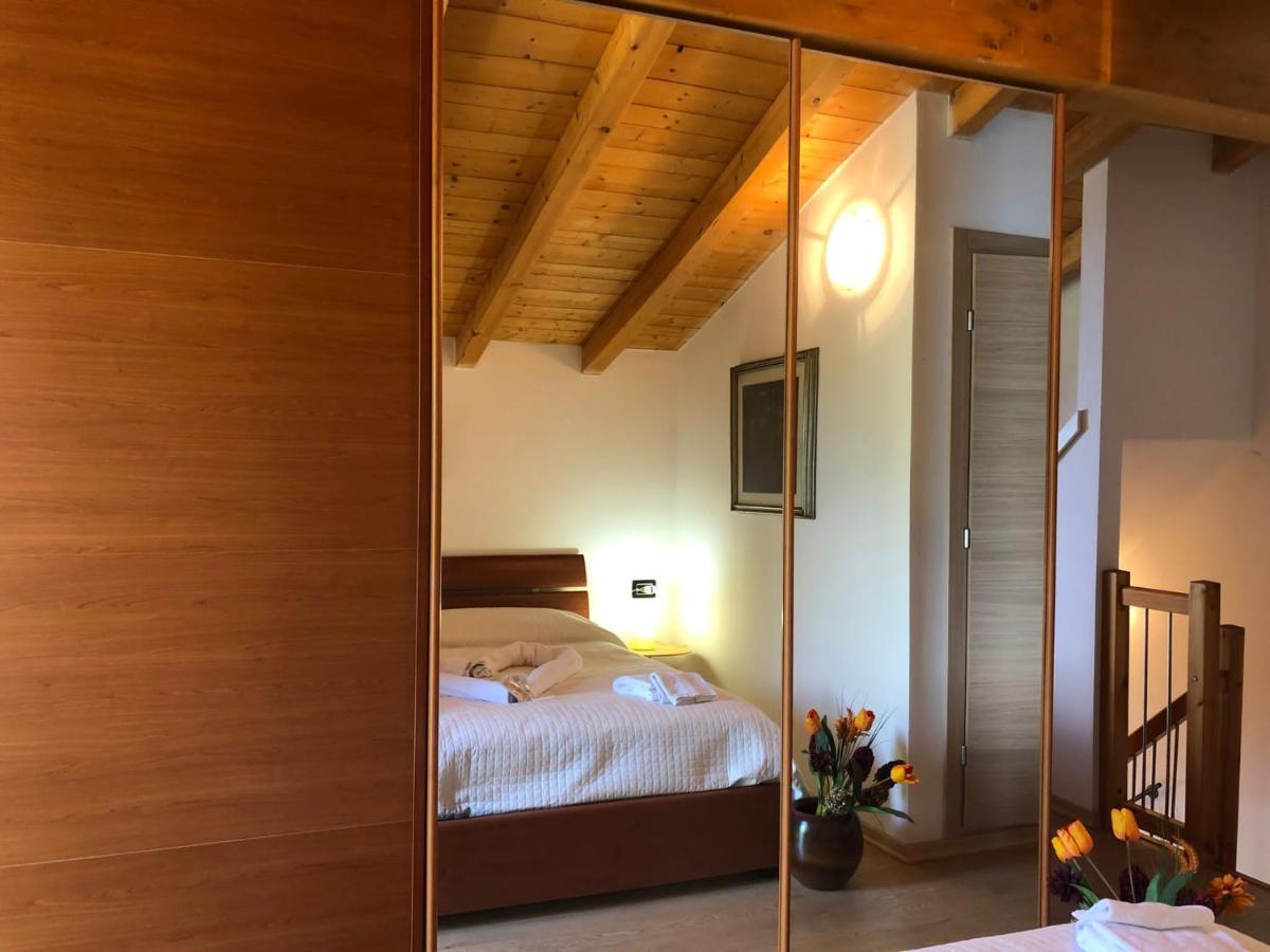 La Villetta In Residence Con Piscina E Vista Lago Parzanica Εξωτερικό φωτογραφία