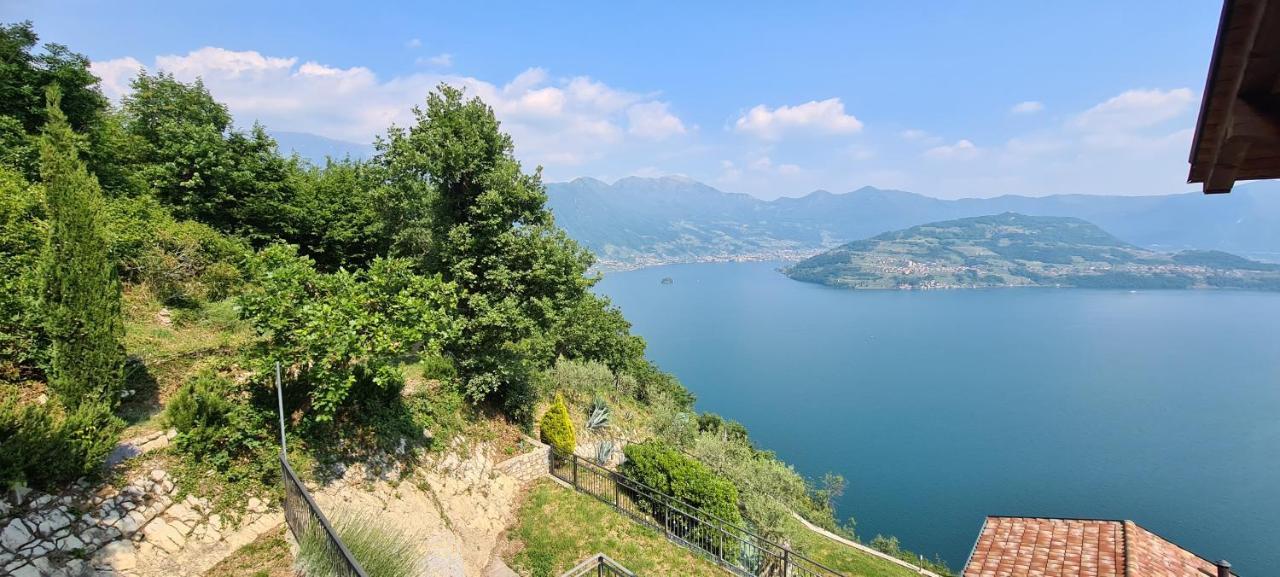 La Villetta In Residence Con Piscina E Vista Lago Parzanica Εξωτερικό φωτογραφία
