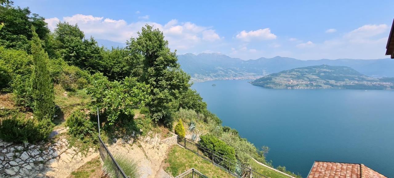 La Villetta In Residence Con Piscina E Vista Lago Parzanica Εξωτερικό φωτογραφία