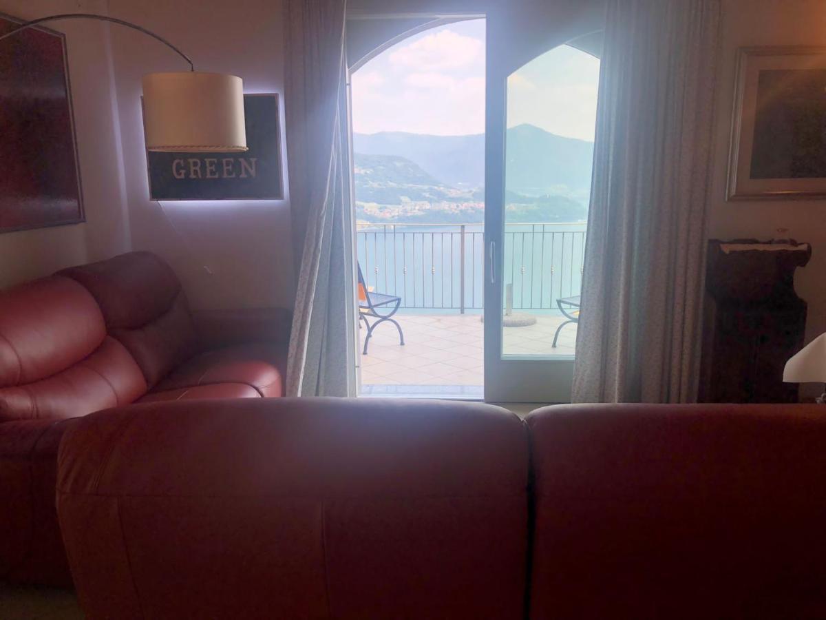 La Villetta In Residence Con Piscina E Vista Lago Parzanica Εξωτερικό φωτογραφία
